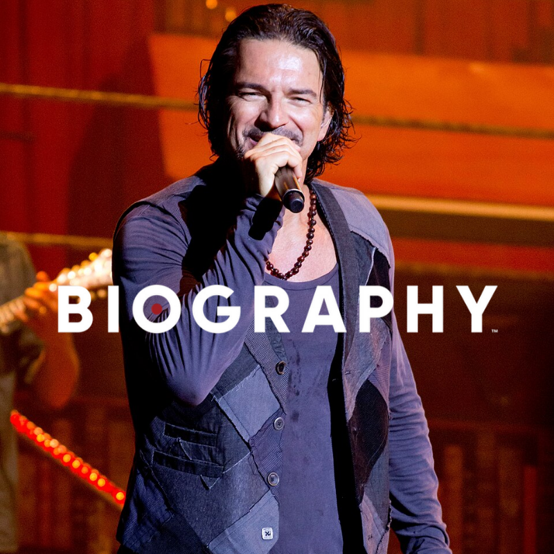 Biography Arjona
